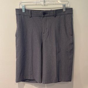 NWT, Nike Flex, gray, golf style shorts, size XL